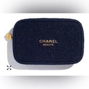 CHANEL Beauté Midnight Blue Pouch